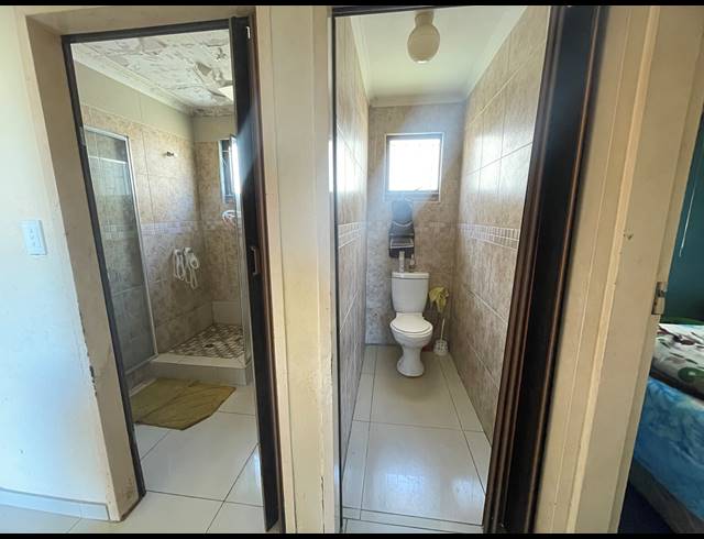 2 BEDROOM TOWNHOUSE TO LET IN BONELA